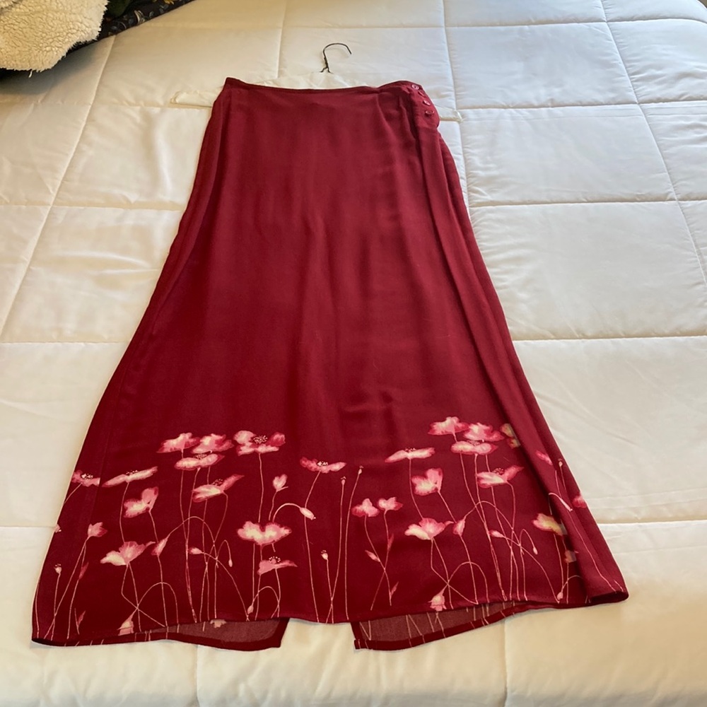 Red skirt from American Eagle. Size 0.